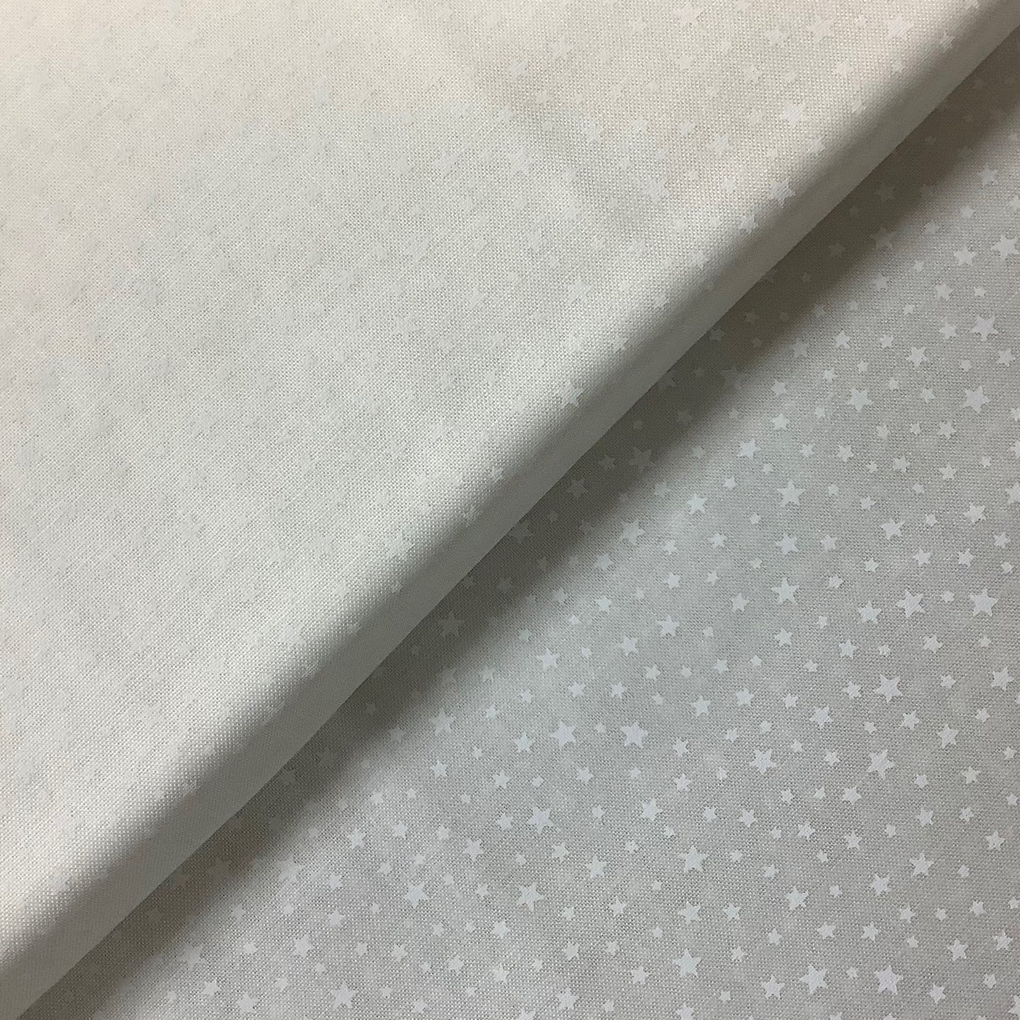 Makower White on White Stars 100% Premium Cotton Fabric D306 Q2
