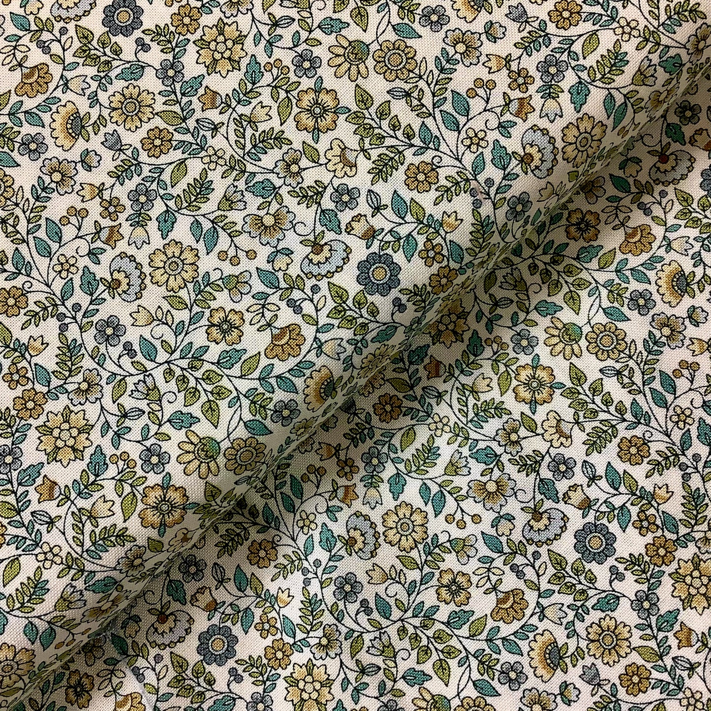 Makower Bloom Floral 100% Premium Cotton Fabric 2035 2033