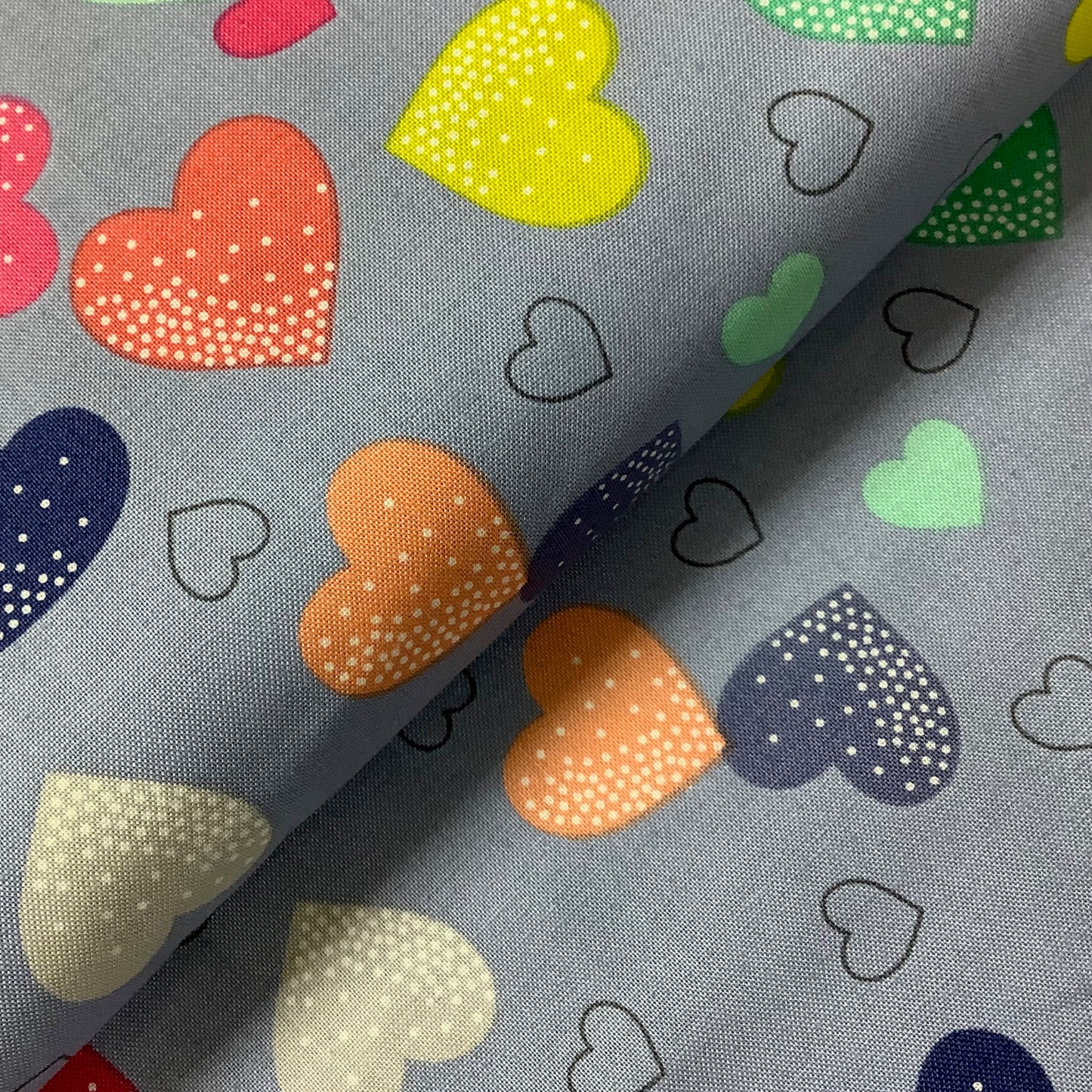Makower Fantasy Hearts 100% Premium Cotton Fabric 1819 S