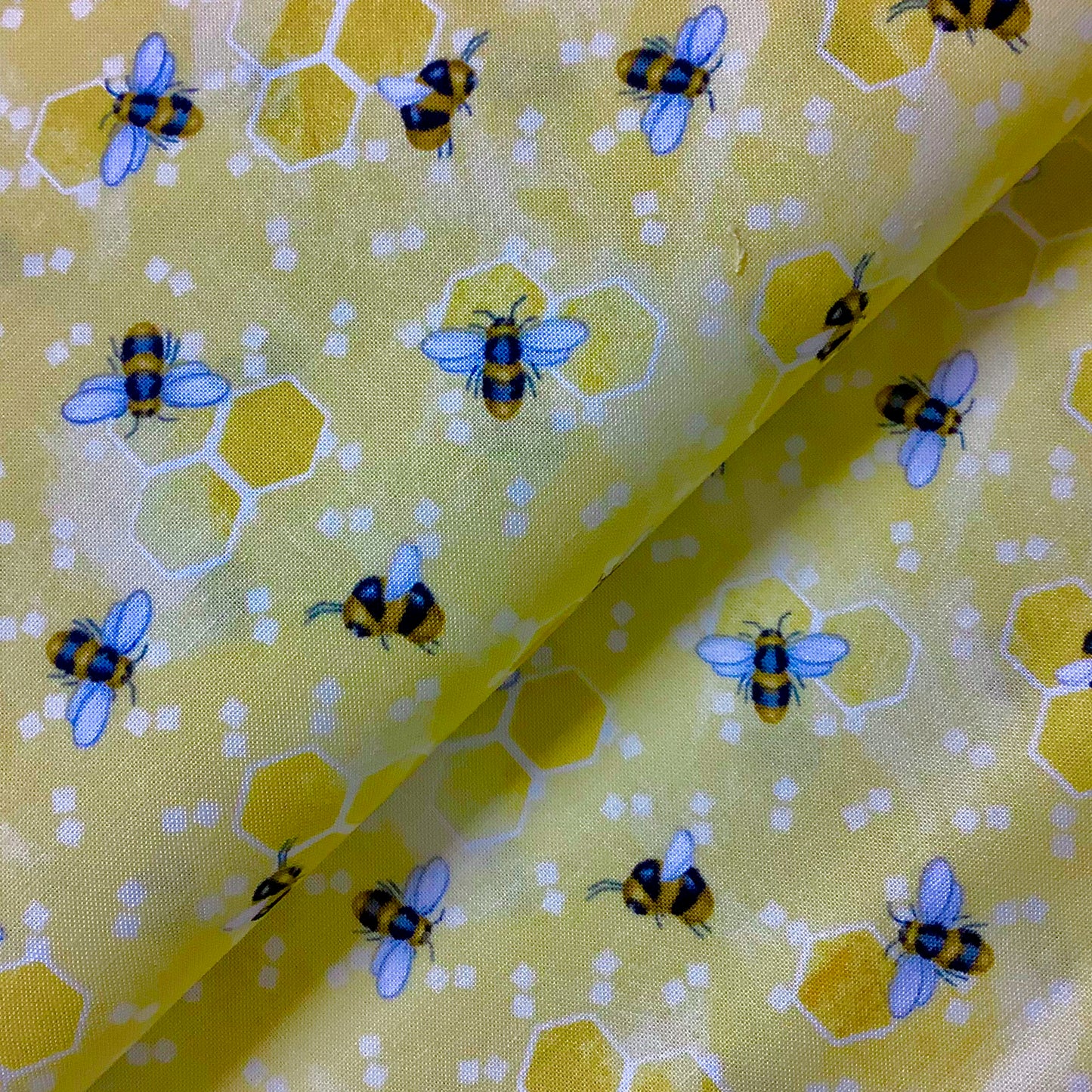 REDUCED Henry Glass & Co Bee You Bees Check Fabric Range 100% Premium Cotton Fabric 103 101