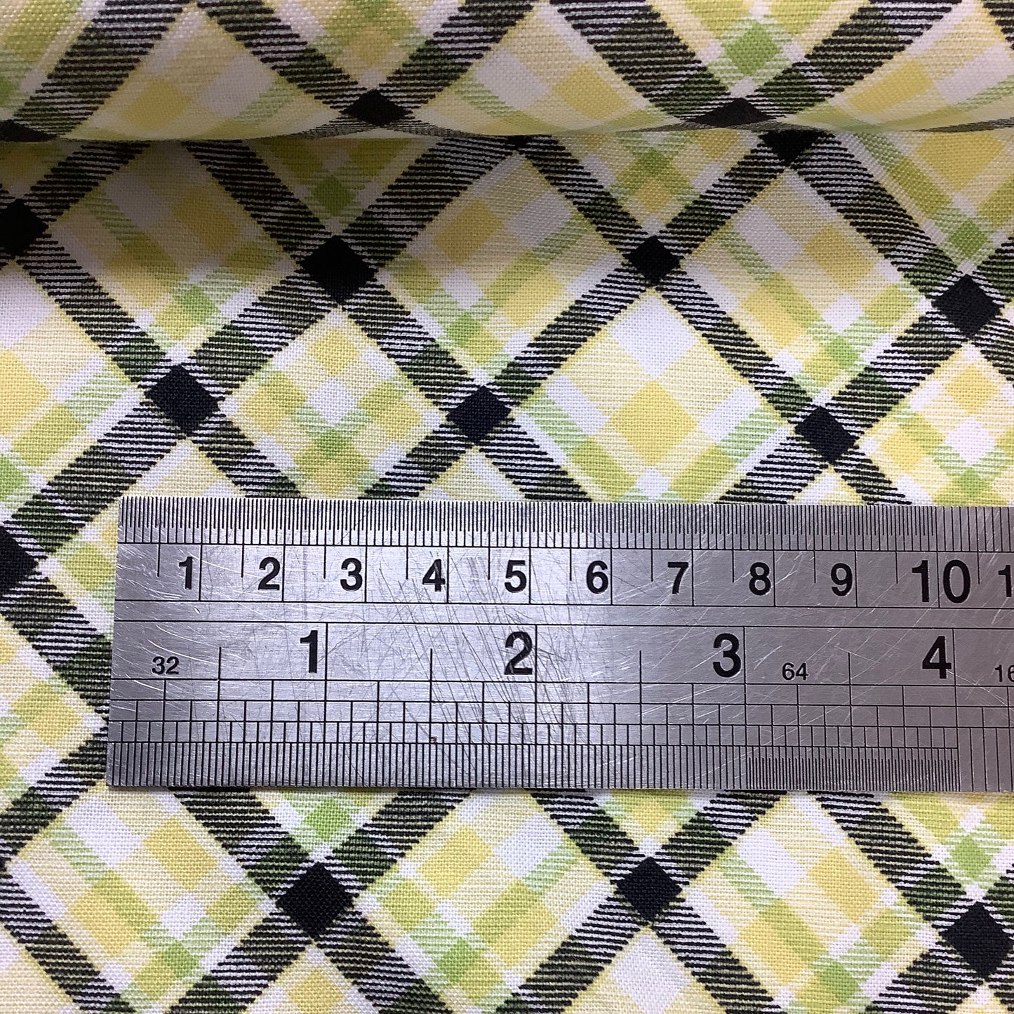 REDUCED Henry Glass & Co Bee You Bees Check Fabric Range 100% Premium Cotton Fabric 103 101