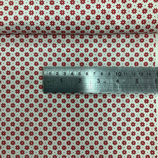 Makower Christmas Nordic Snowflake Red on Cream 100% Premium Cotton Fabric 1789 R2