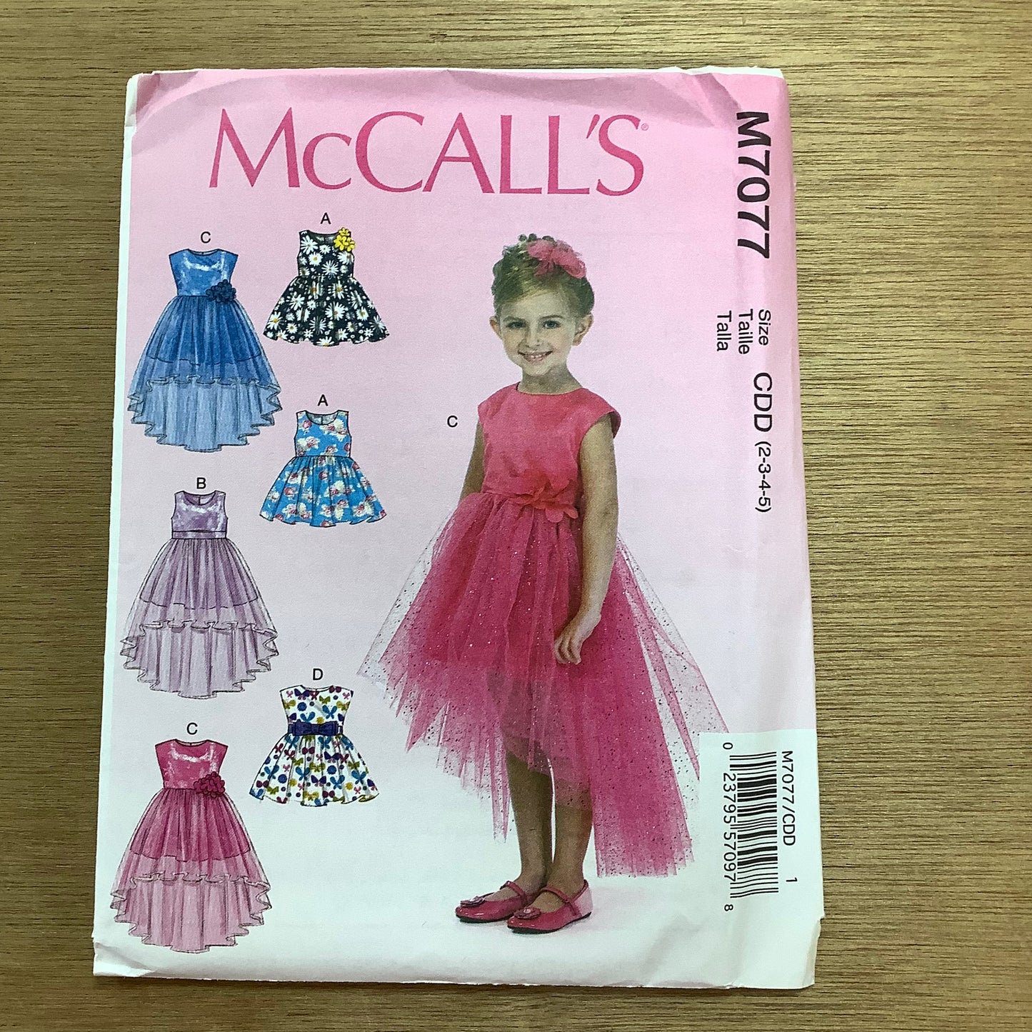 McCall's Dressmaking Sewing Pattern Children's Girls Dresses 7077