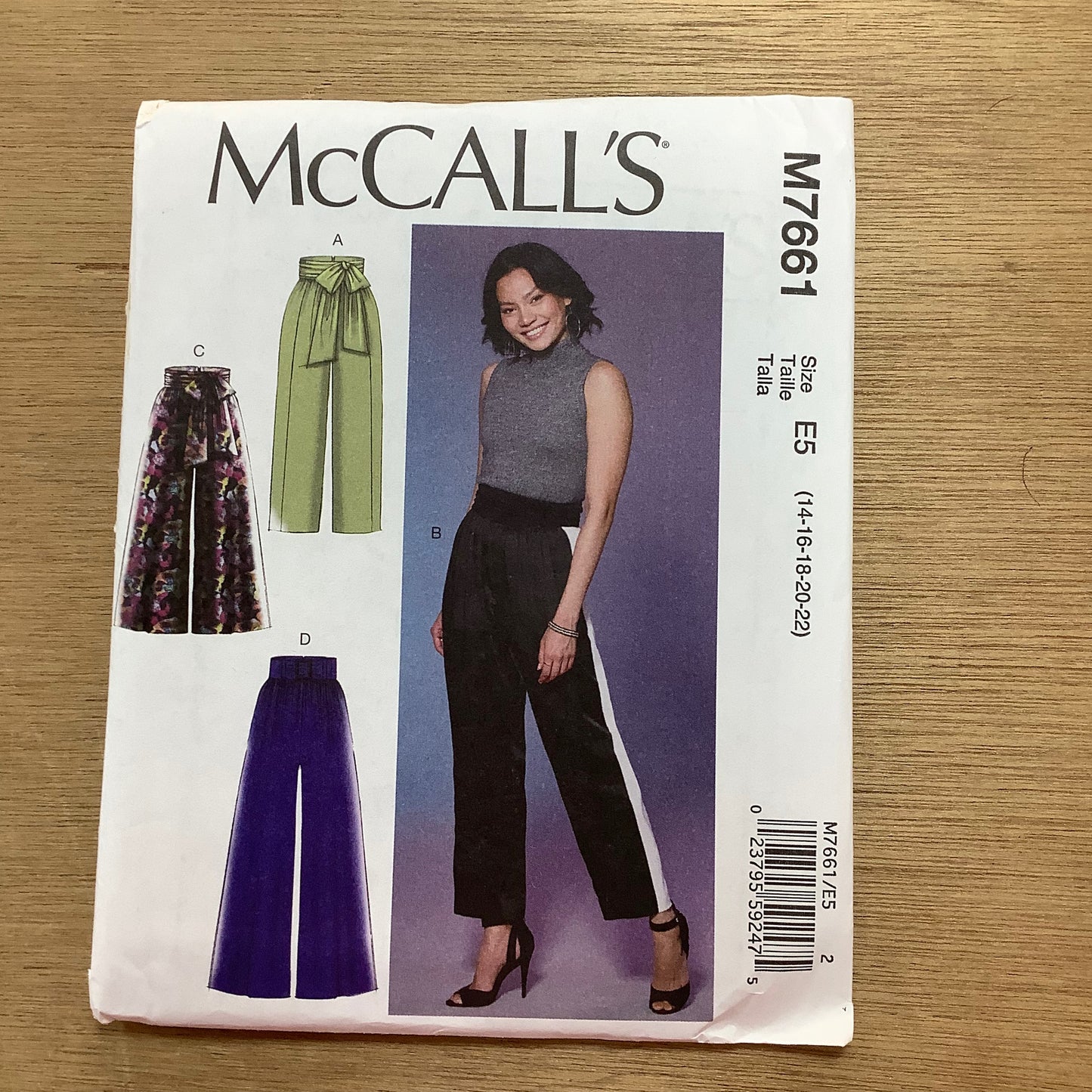 McCall's Dressmaking Sewing Pattern Ladies Women's Wide Leg Trousers Pants 7661