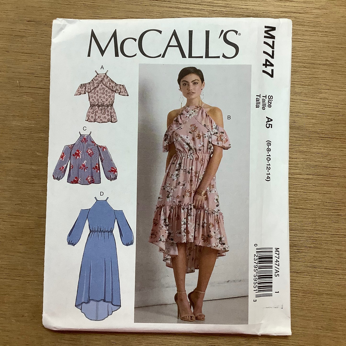 McCall's Dressmaking Sewing Pattern Ladies Woman Cold Off Shoulder Top Dress Dresses 7747