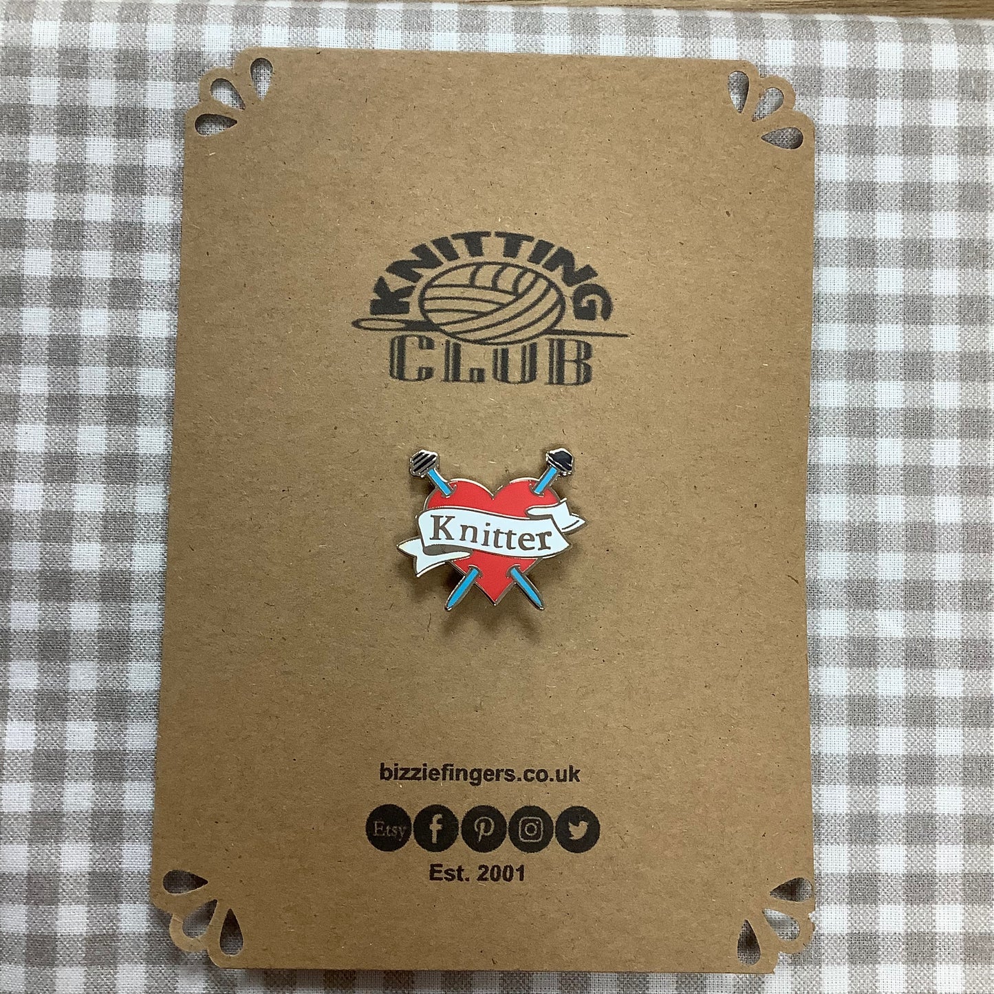 Quality Metal Pin Badge Knitter on a A6 Presentation Card Gift