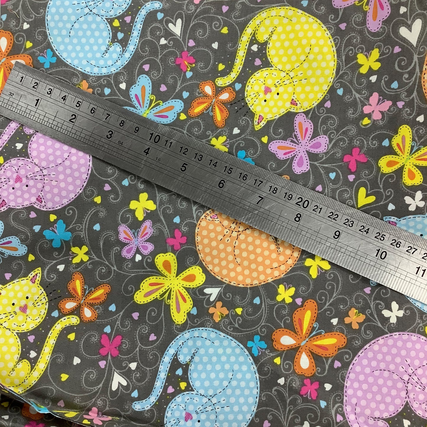 Remnants The Cat's Meow by Windham Fabrics 41601 100% Premium Cotton