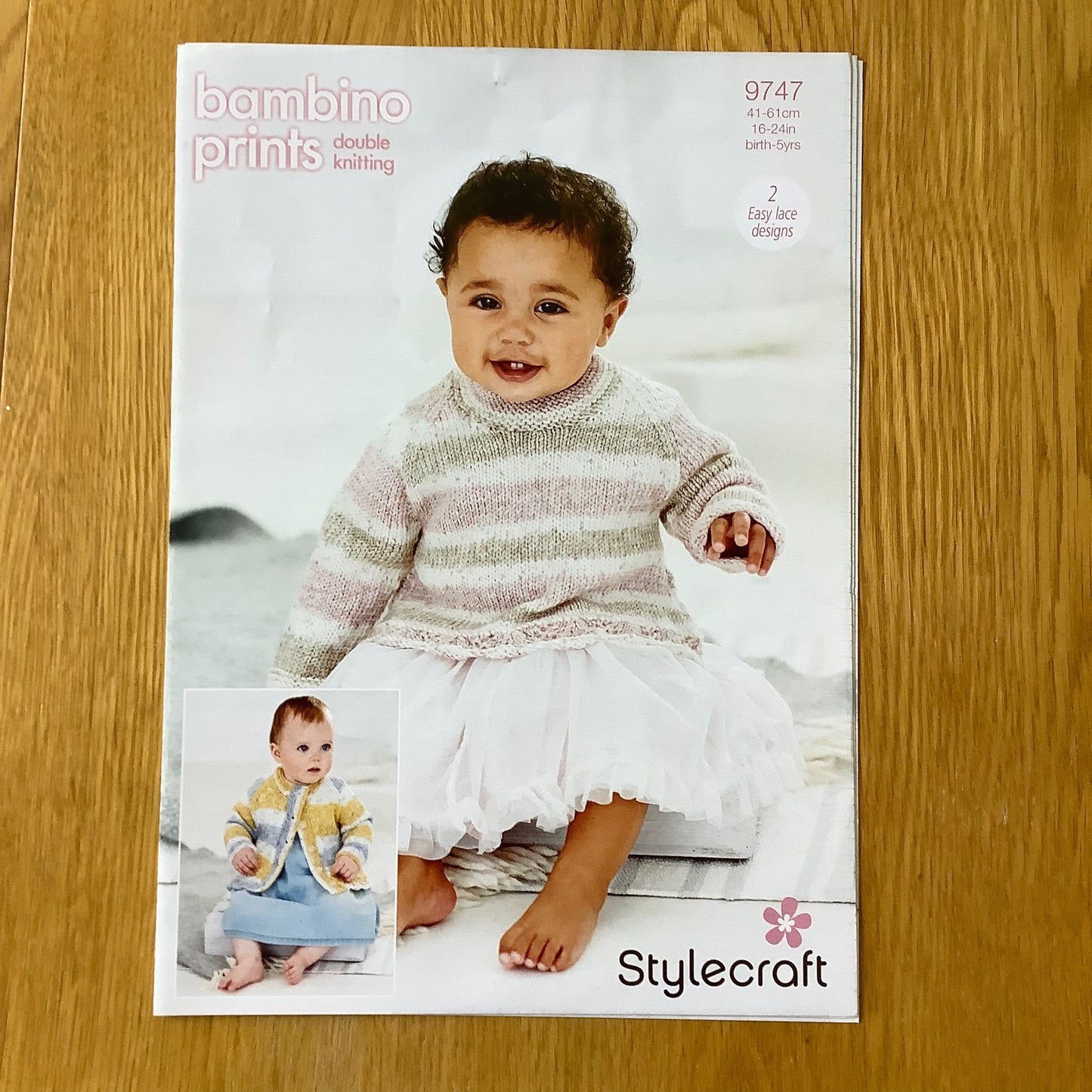 Stylecraft Bambino Prints Double Knitting DK Pattern Jumper Sweater Cardigan Childrens 9747