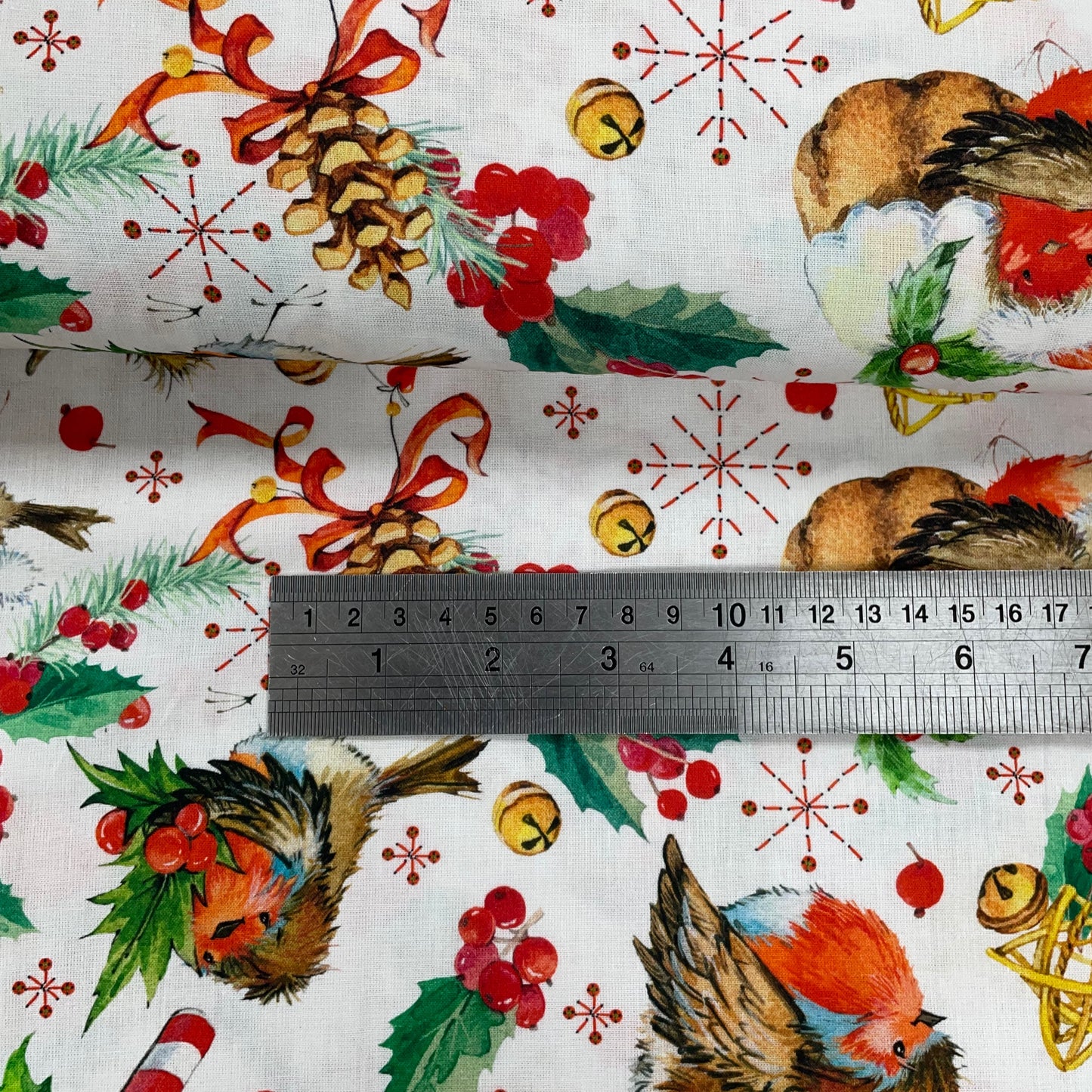 Crafty Fabrics Robins on White Christmas 100% Craft Cotton Fabric
