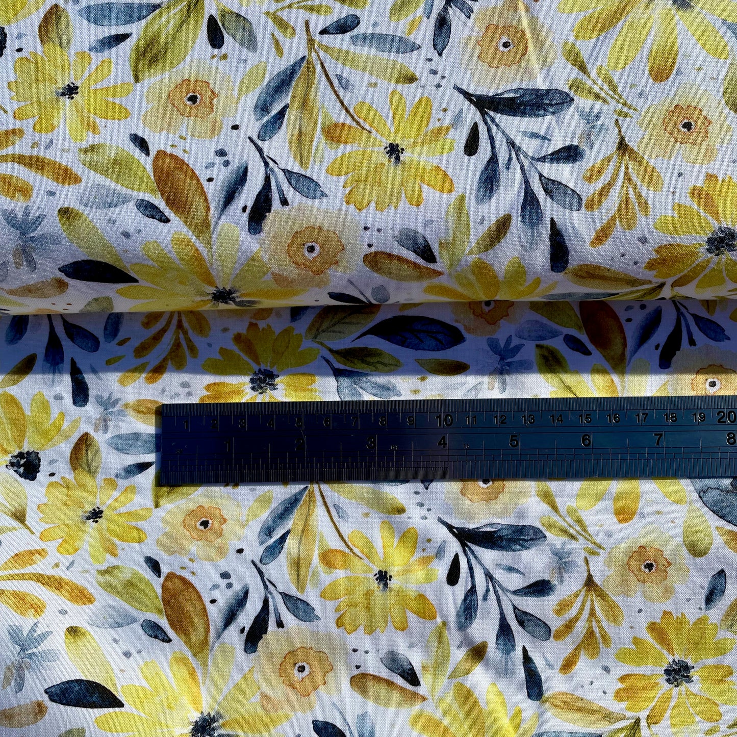 REDUCED Dear Stella Meant to Bee Range 13 Different Designs 100% Premium Cotton Fabric