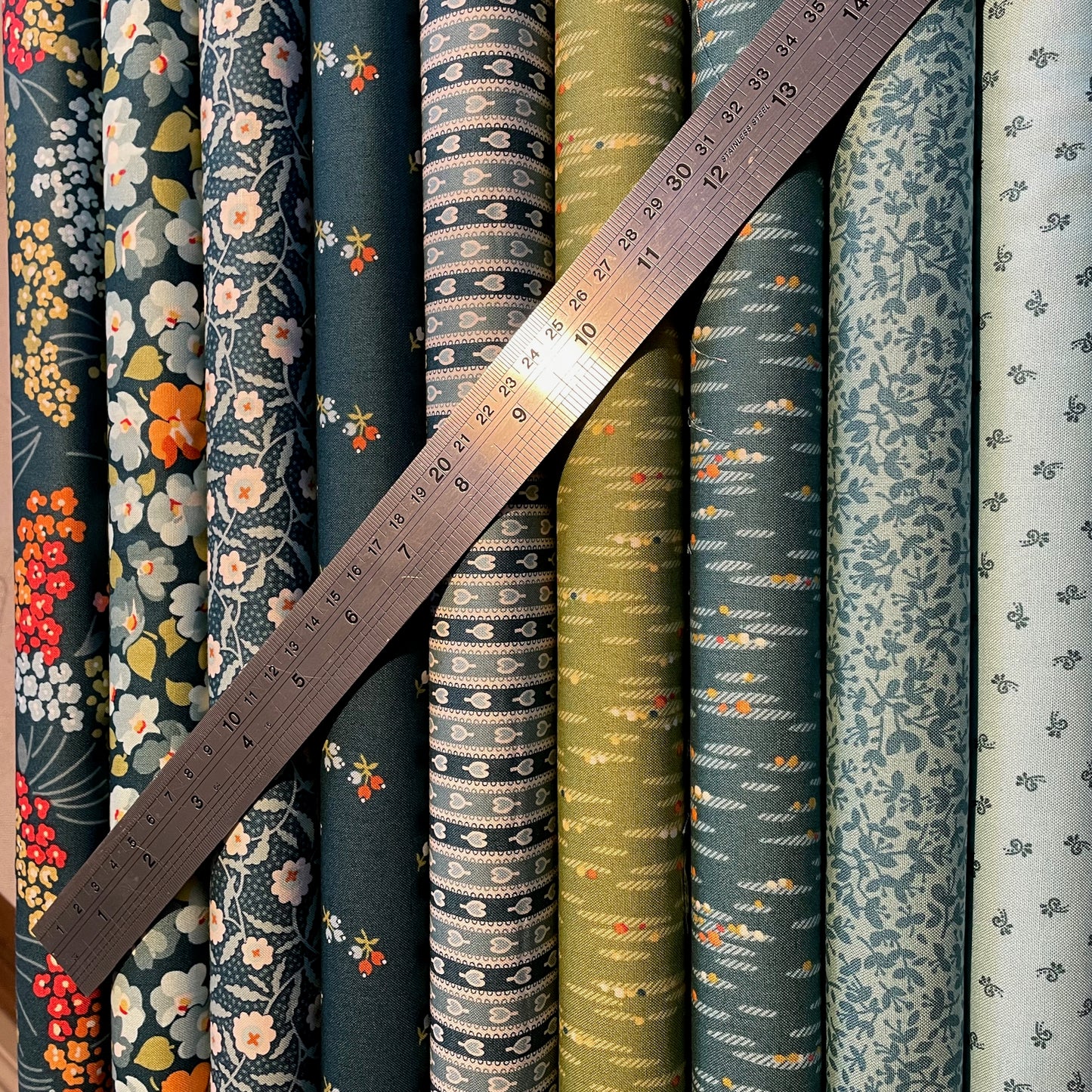 REDUCED Makower Flower Box by Renee Naneman 9 Different Designs 100% Premium Cotton Fabric Patchwork Quilting
