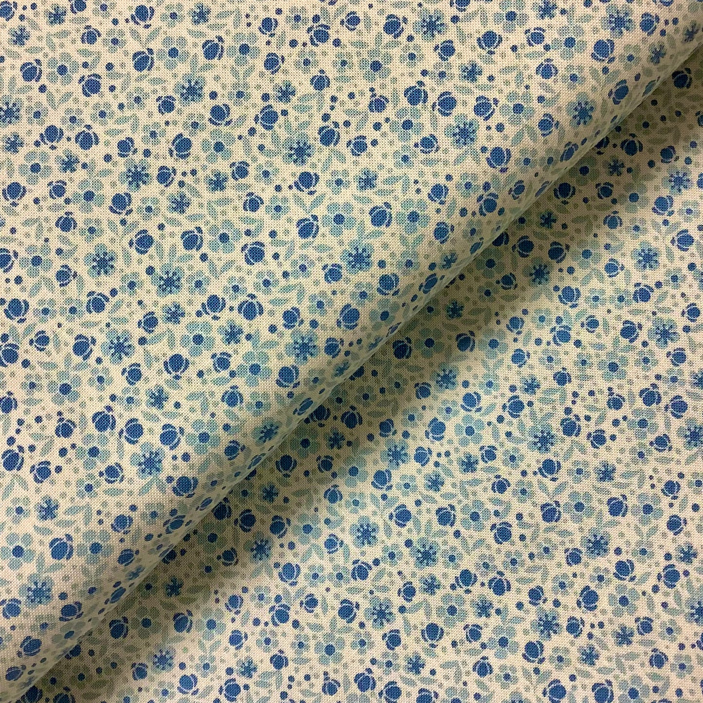 MODA Biscuits & Gravy Basic Grey Ivory with Blue Flowers 30483-13 100% Premium Cotton Fabric
