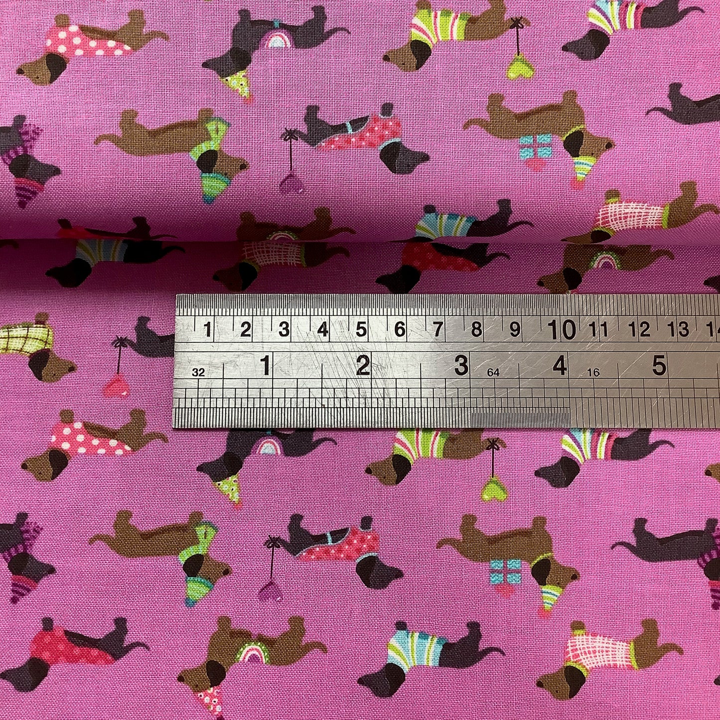REDUCED Makower Furry Friends Pet Accessories Dog Range 6 Different Prints 100% Premium Cotton Fabric