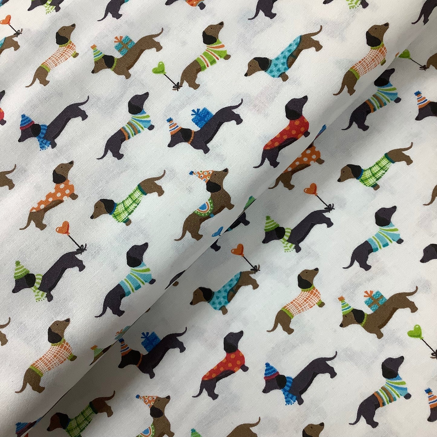 REDUCED Makower Furry Friends Pet Accessories Dog Range 6 Different Prints 100% Premium Cotton Fabric
