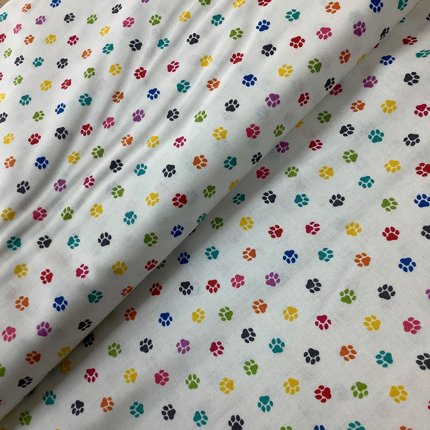 REDUCED Makower Furry Friends Pet Accessories Dog Range 6 Different Prints 100% Premium Cotton Fabric