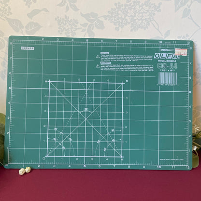 Olfa 12" x 8" A4 Self Healing Cutting Mat