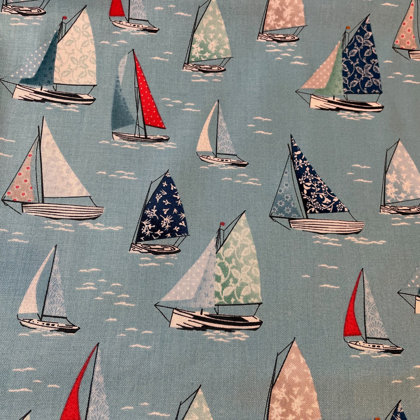 Makower Sail Away Seaside Quilting 8 Designs and 3 Panels 100% Premium Cotton Fabric