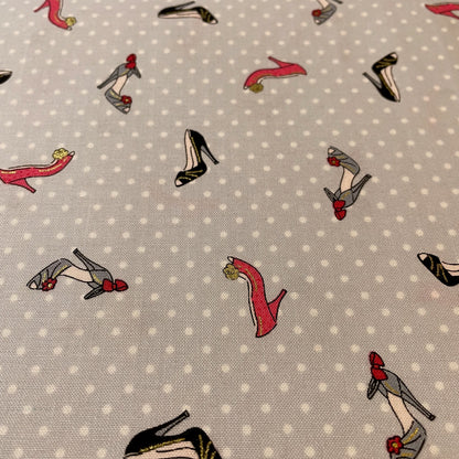 Makower Pamper 14 Designs and 2 Panels 100% Premium Cotton Fabric