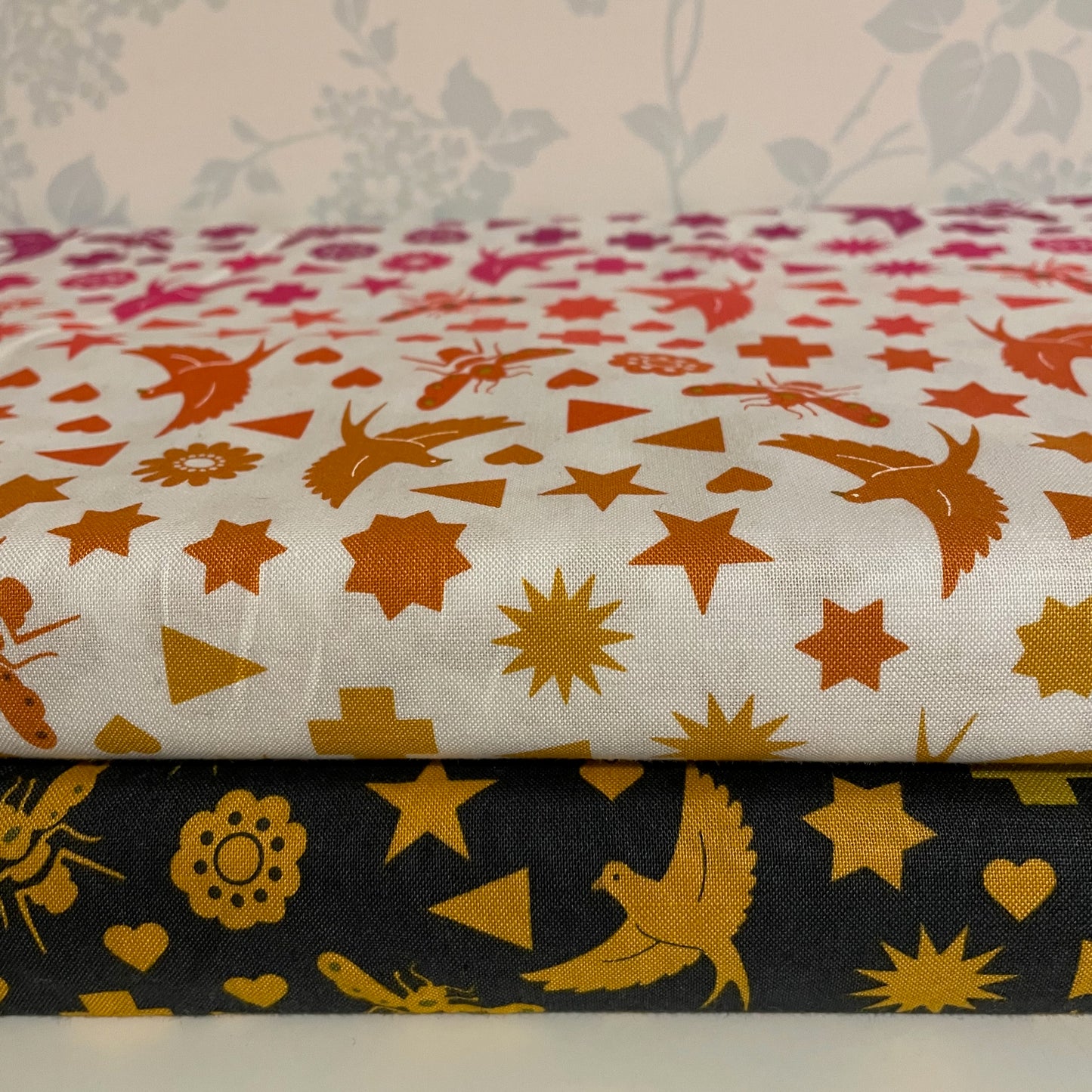 Andover Makower Art Theory Birds and Bees Multi Alison Glass 2 Colours Quilting Patchwork Craft 100% Premium Cotton Fabric