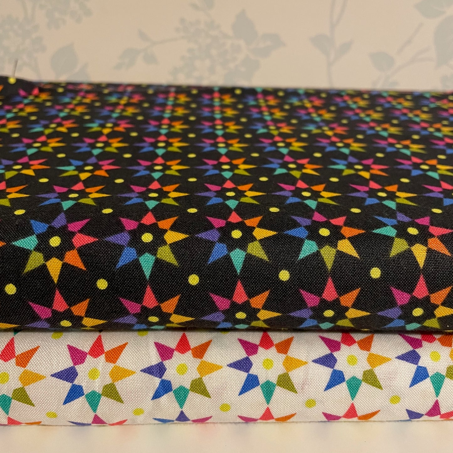 Andover Makower Art Theory Rainbow Star Alison Glass 2 Colours Quilting Patchwork Craft 100% Premium Cotton Fabric