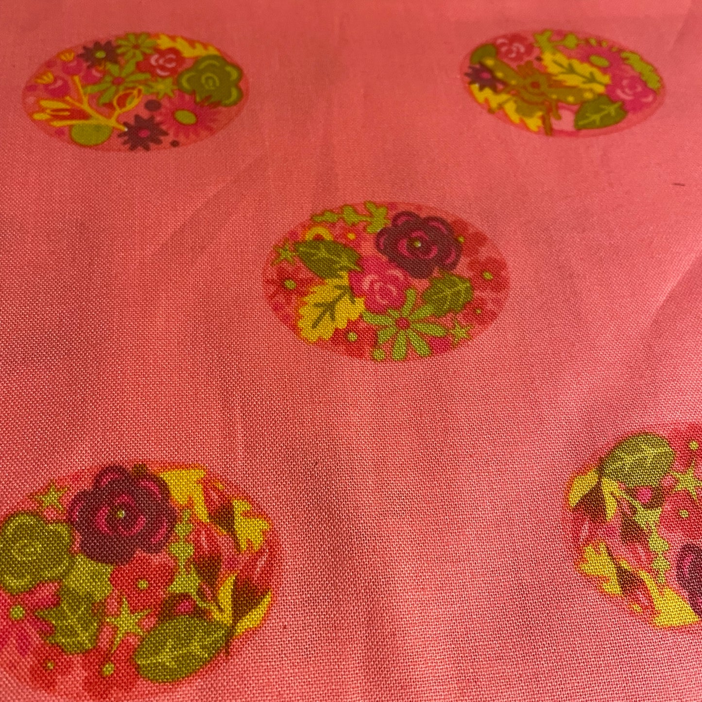 Andover Makower Ellipse Floral Dot Alison Glass 3 Colours Quilting Patchwork Craft 100% Premium Cotton Fabric