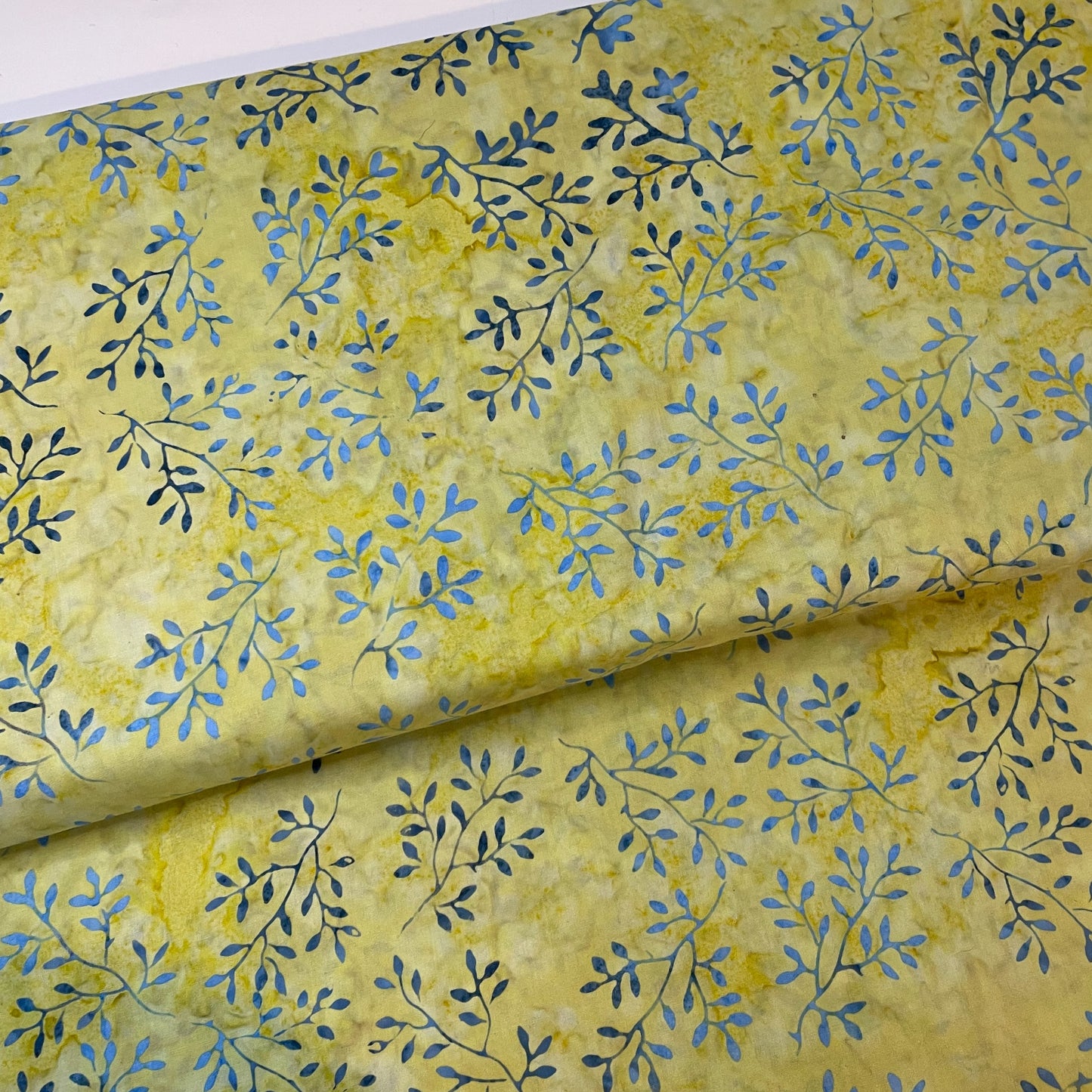 Andover Makower A Splash of Colour Batik Fabric From Indonesia 3 Colours Quilting Patchwork Craft 100% Premium Cotton Fabric