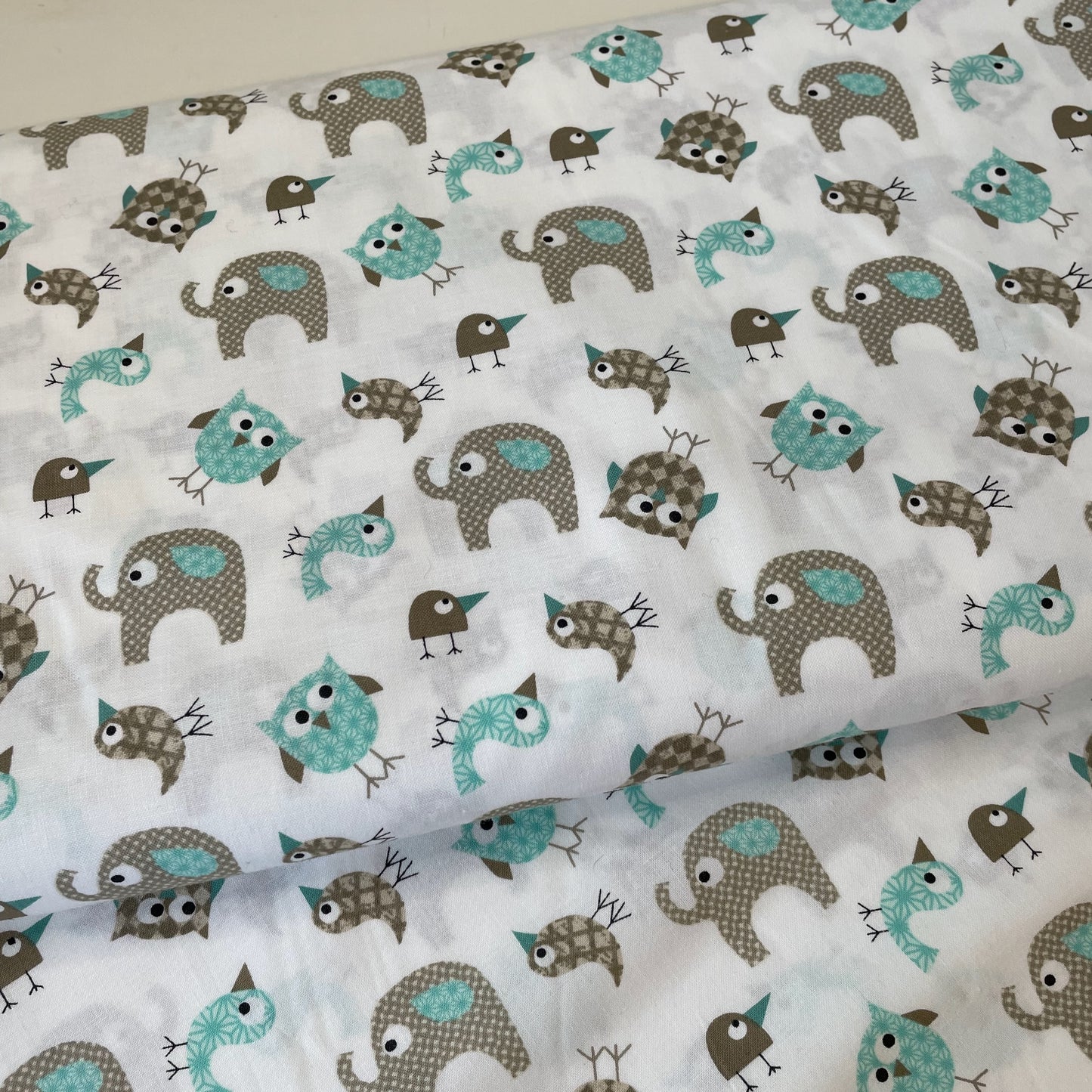 Clothworks Brother Sister Nursery Children's 12 Designs and 2 Panels 100% Cotton Fabric Patchwork Quilting Craft