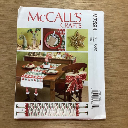 McCall's Craft Sewing Pattern Christmas Craft Table Runner Cutlery Holders Table Decorations 7524