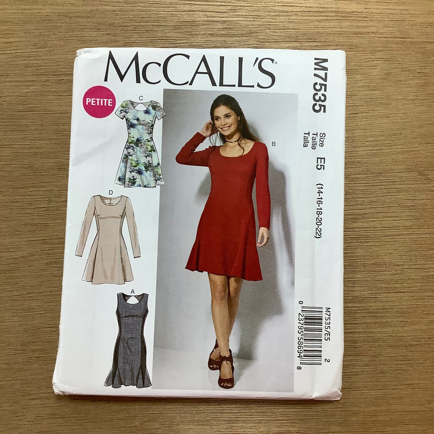 McCall's Dressmaking Sewing Pattern Woman's Dresses Dress Petite 7535