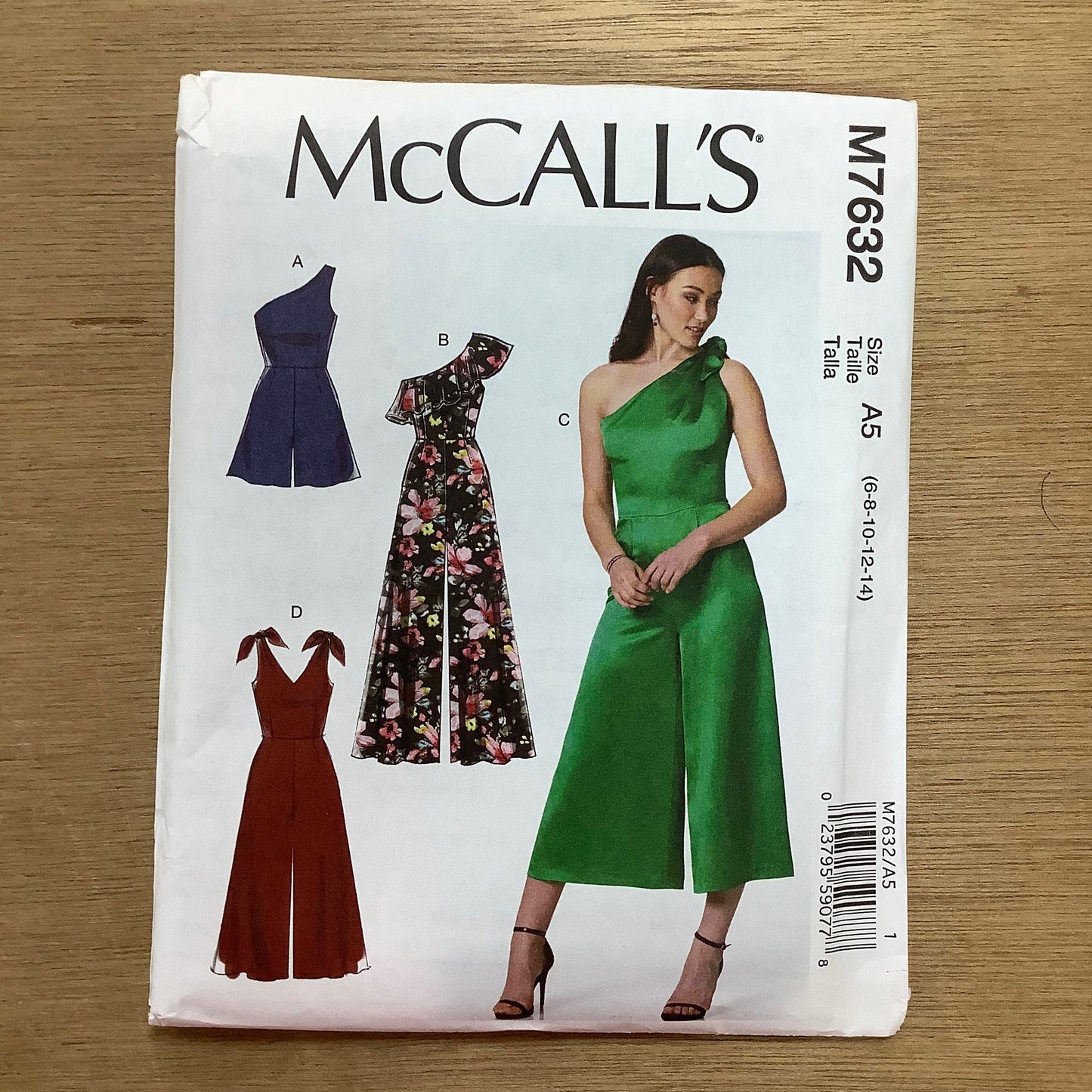 McCall's Dressmaking Sewing Pattern Women's Jumpsuit Playsuit Off the Shoulder 7632