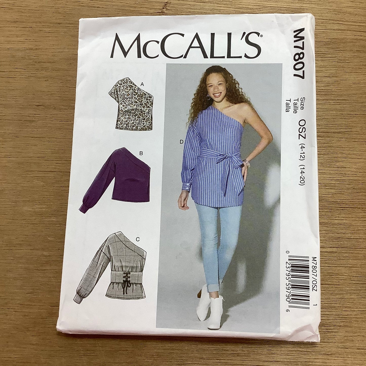 McCall's Dressmaking Sewing Pattern Ladies Woman  Off Shoulder Top  Tunic 7807